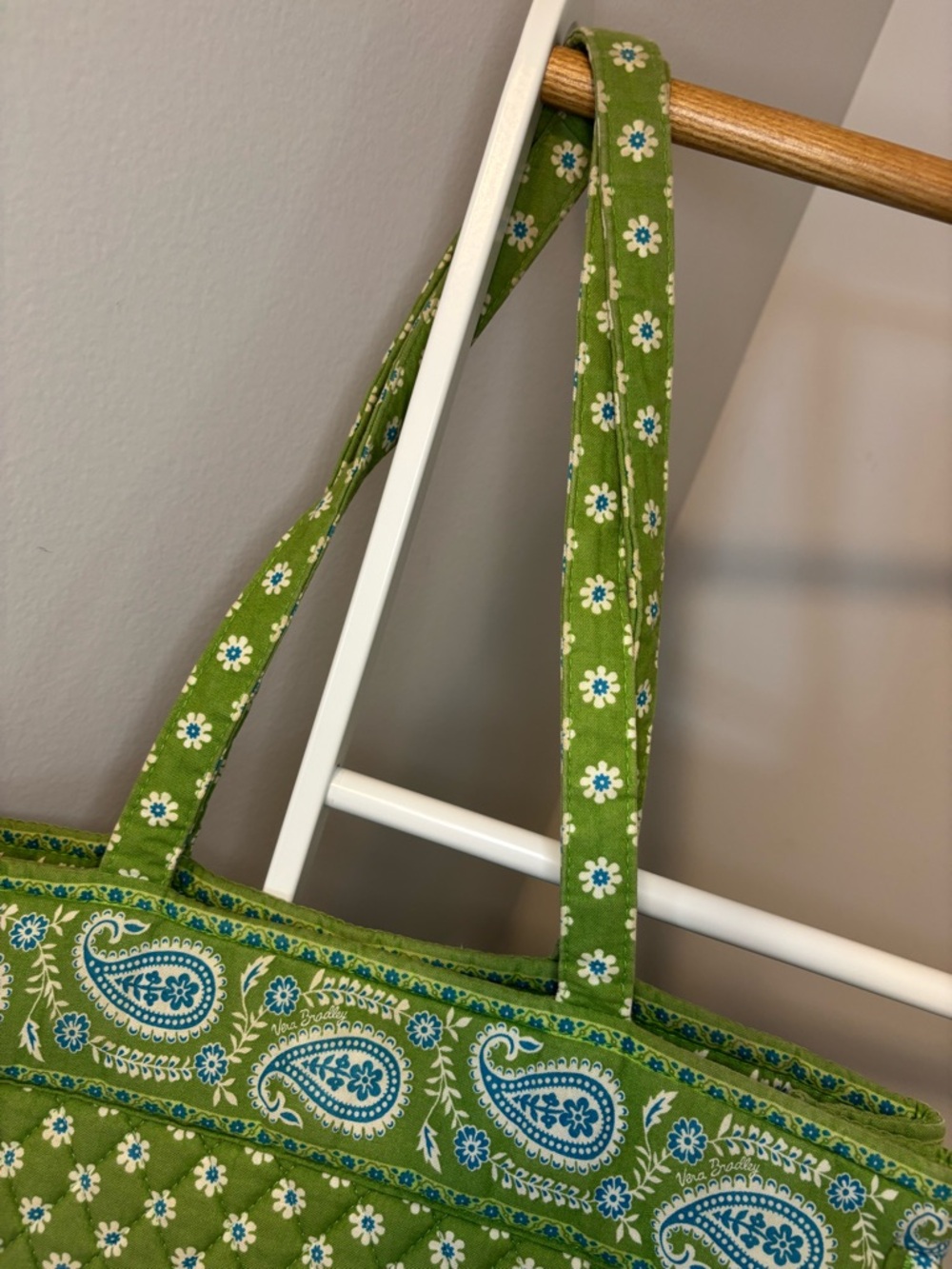 Vera Bradley 3 Piece Set, Quilted Green Floral Tote with Matching Wallet & Pouch - Picture 8 of 16